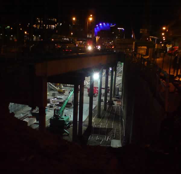 Blick in die Baustelle der  neuen U-Bahn-Station Breslauer Platz. - Gerd Franke